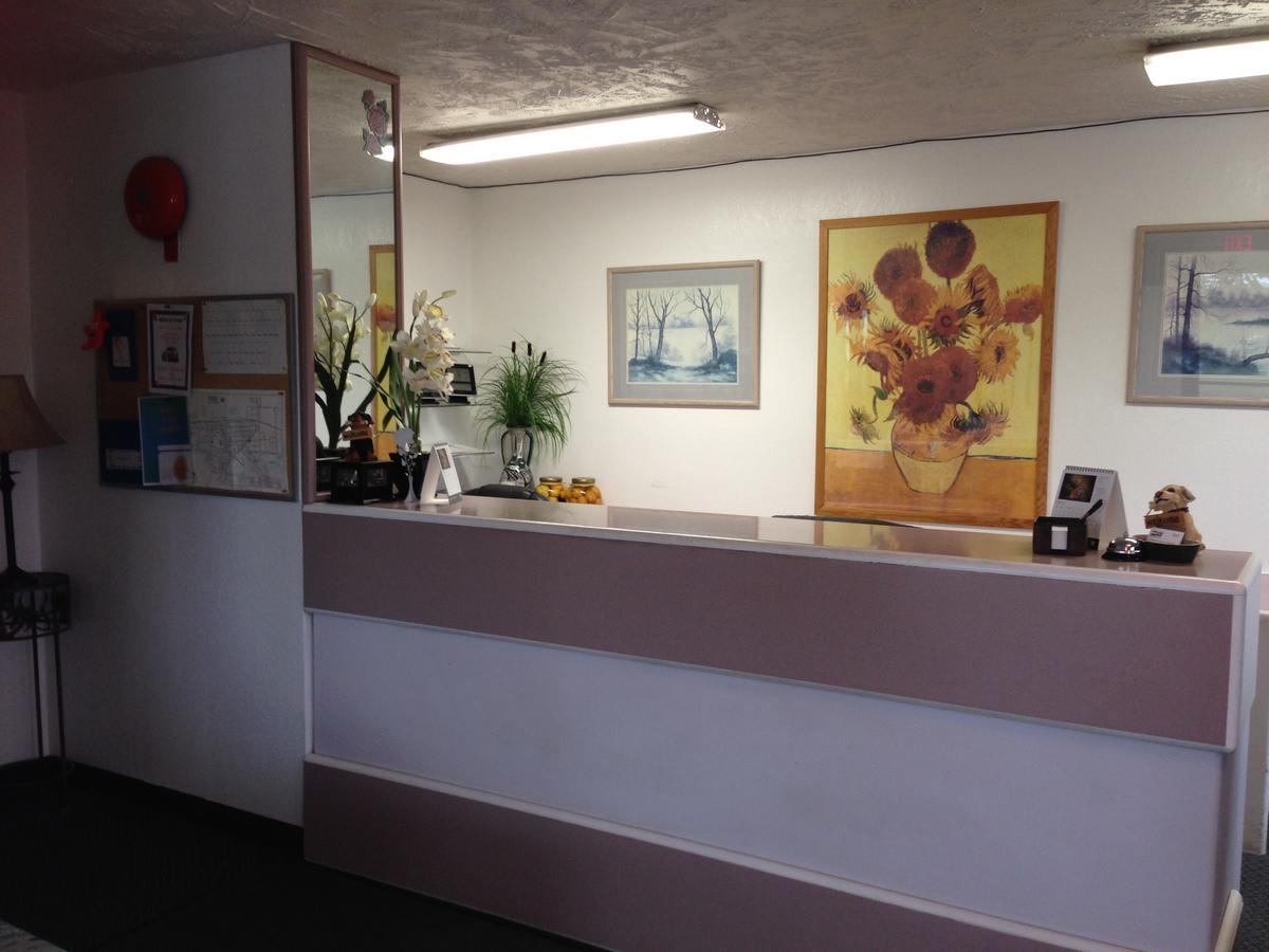 Plains Motor Inn Stettler Zewnętrze zdjęcie